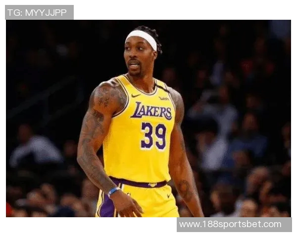 阿里纳斯分析马刺战术策略需围绕文班展开如同魔术时期的魔兽打法