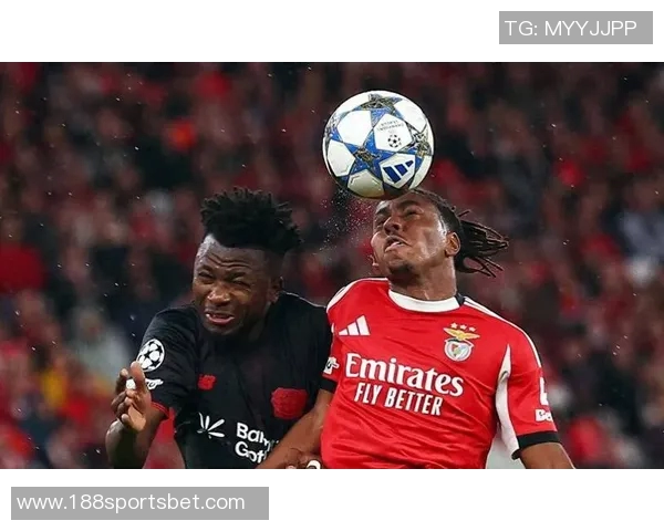 瑞天空报道曼联纽卡法兰克福争夺阿贾克斯17岁中场新星莫吉奥