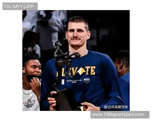 文班称赞约基奇为世界顶级球员认为他有机会再夺MVP荣誉