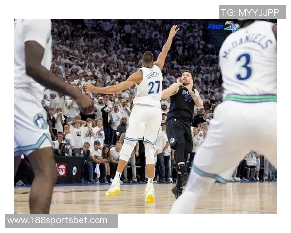 狼队四大主力戈贝尔里德迪文麦丹首节齐上阵后再无出场机会